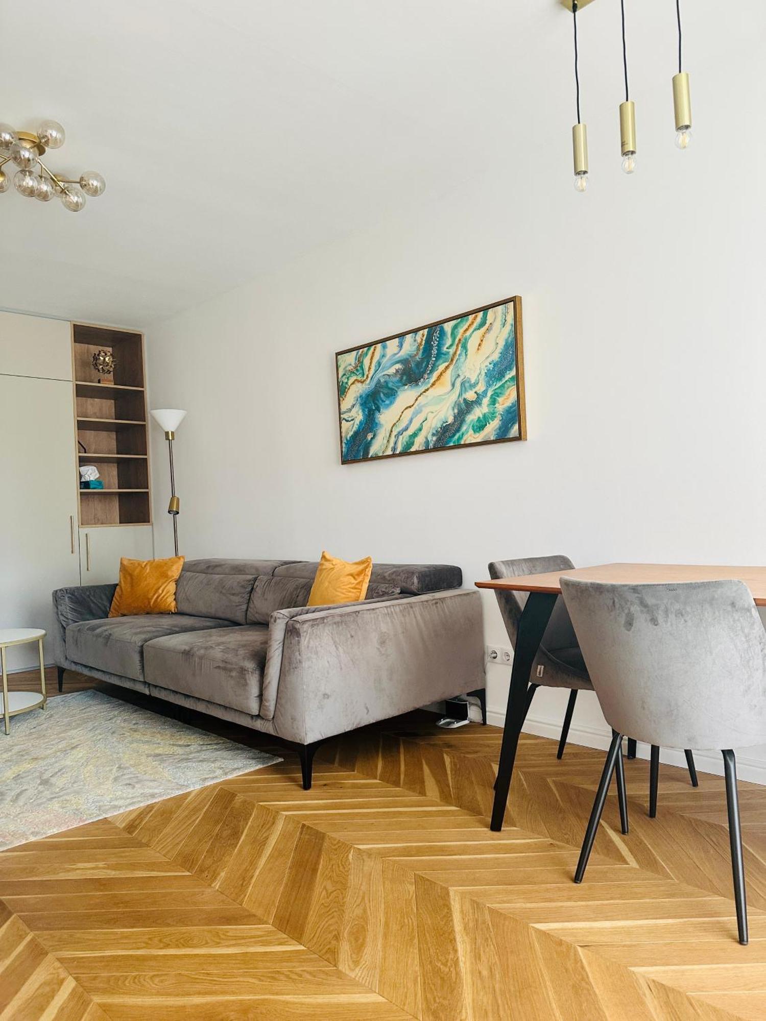 Bel Dom - The Central, Spacious 2 Rooms Luxury Apartment Cluj-Napoca Exteriör bild