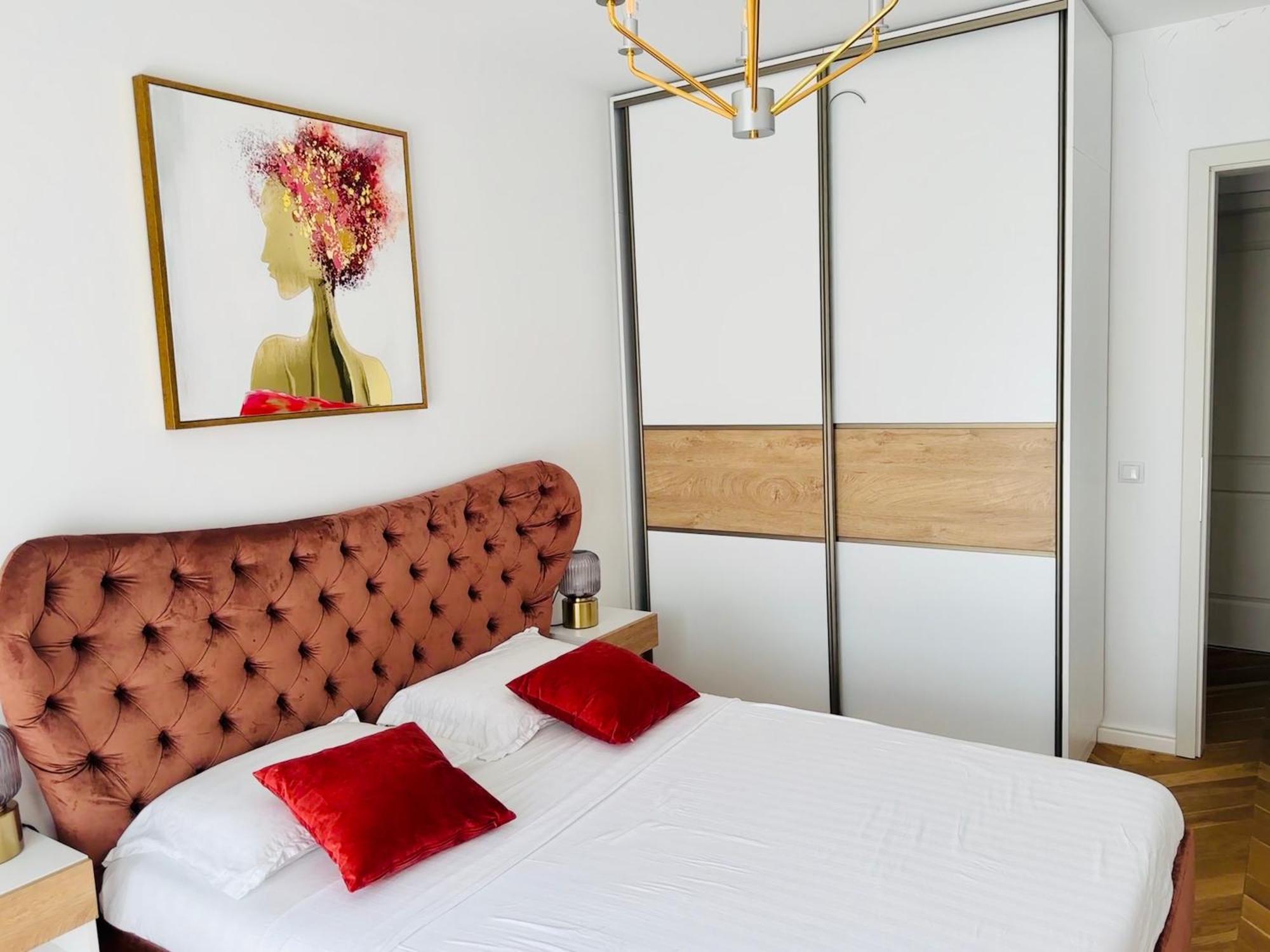 Bel Dom - The Central, Spacious 2 Rooms Luxury Apartment Cluj-Napoca Exteriör bild